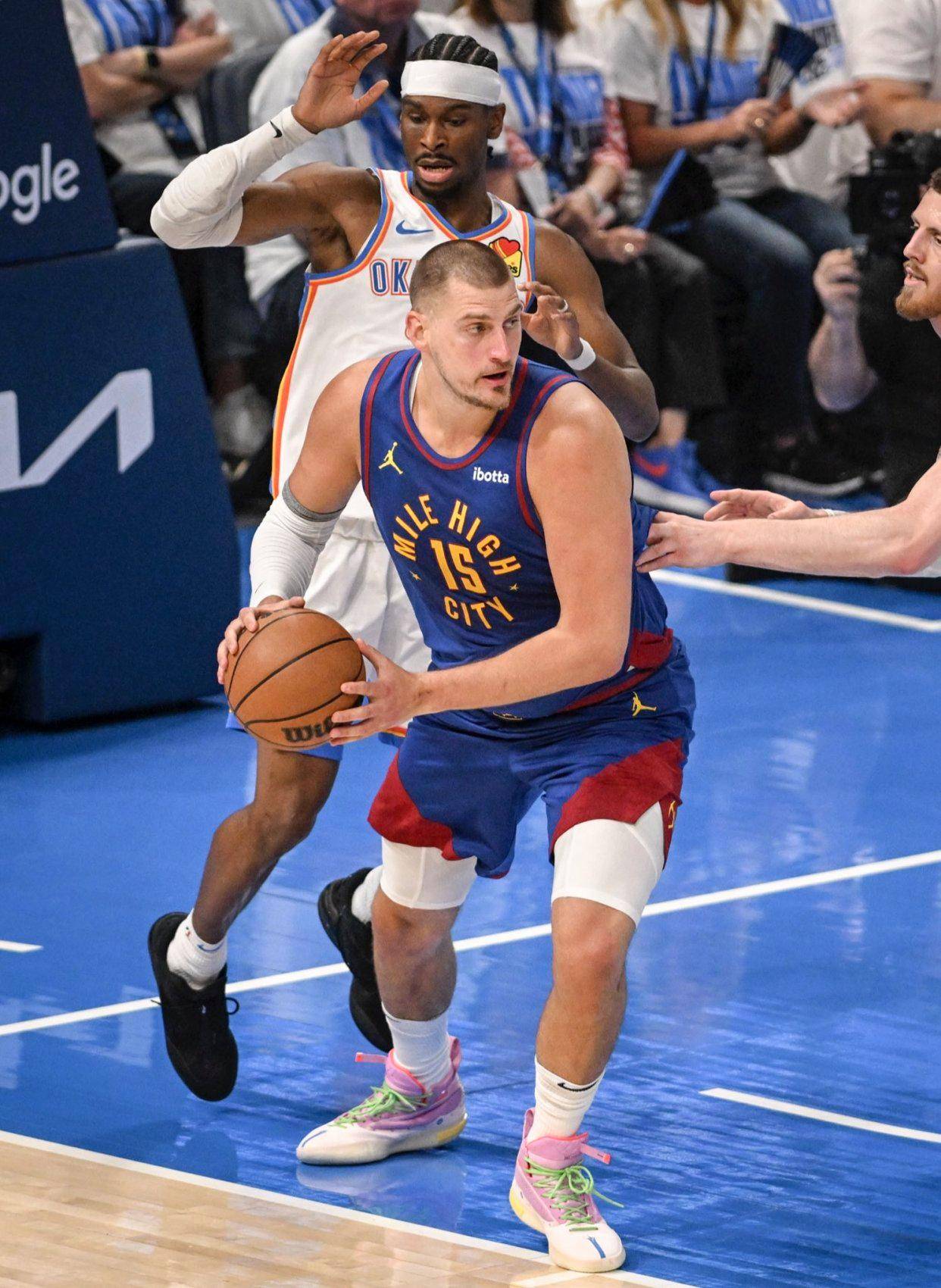 了火药味 了火药味