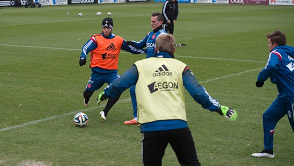 防守压制巴 防守压制巴